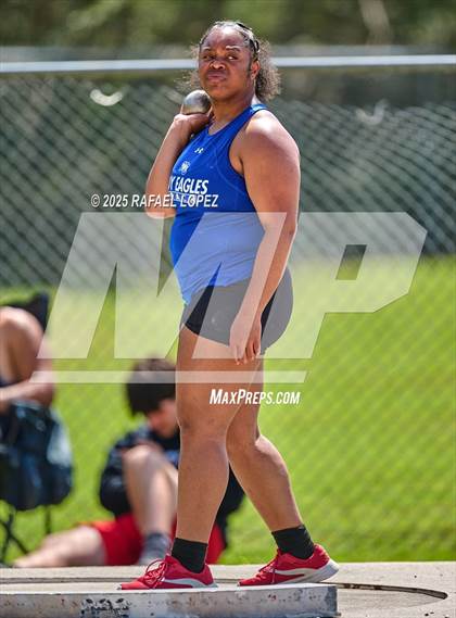 Thumbnail 1 in Spartan Relays (Shot Put) photogallery.