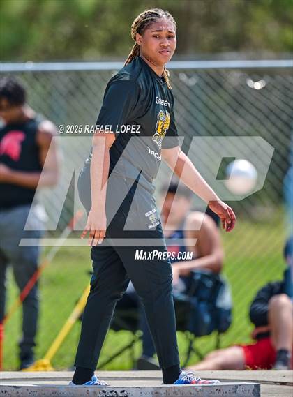 Thumbnail 3 in Spartan Relays (Shot Put) photogallery.