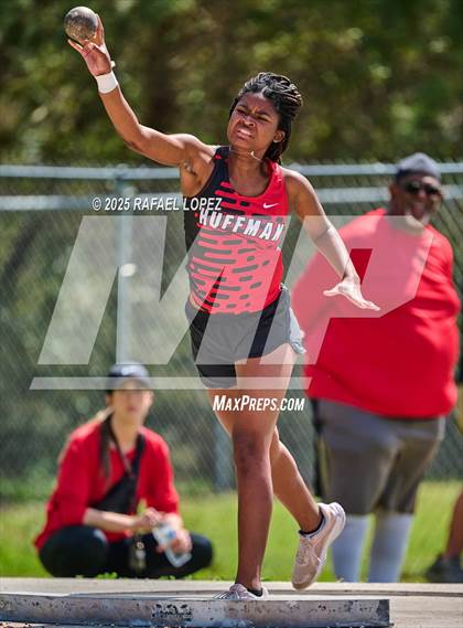 Thumbnail 2 in Spartan Relays (Shot Put) photogallery.