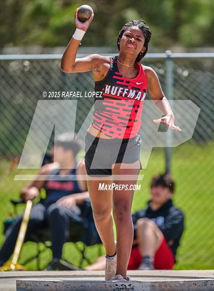 Thumbnail 1 in Spartan Relays (Shot Put) photogallery.
