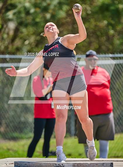 Thumbnail 3 in Spartan Relays (Shot Put) photogallery.