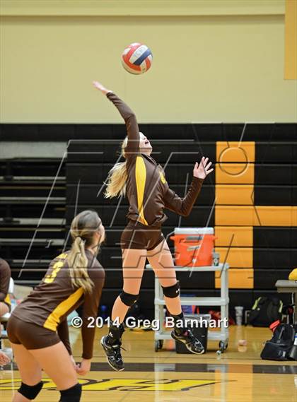 Thumbnail 1 in Inderkum @ Yuba City photogallery.