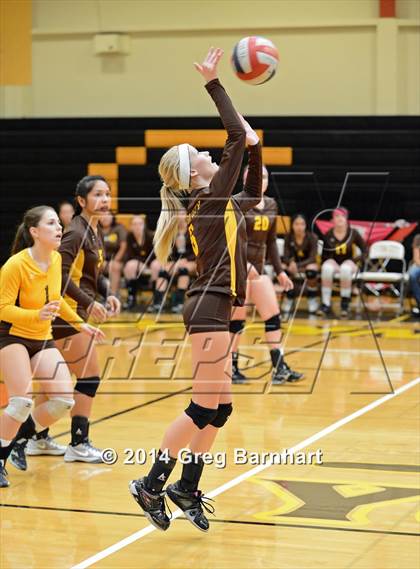 Thumbnail 2 in Inderkum @ Yuba City photogallery.
