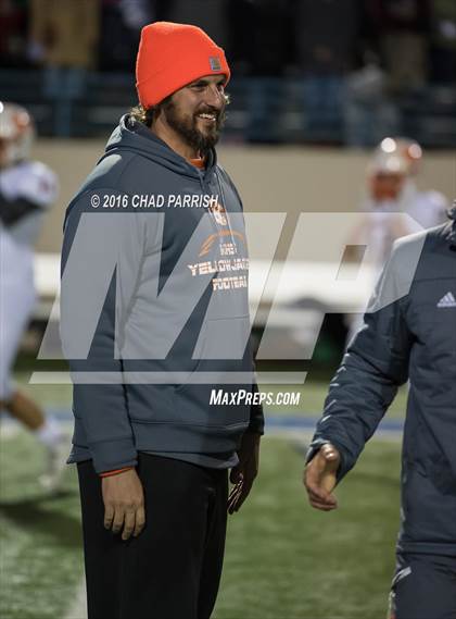 Thumbnail 2 in Wall vs. Mineola (UIL 3A Division 1 Semifinal) photogallery.