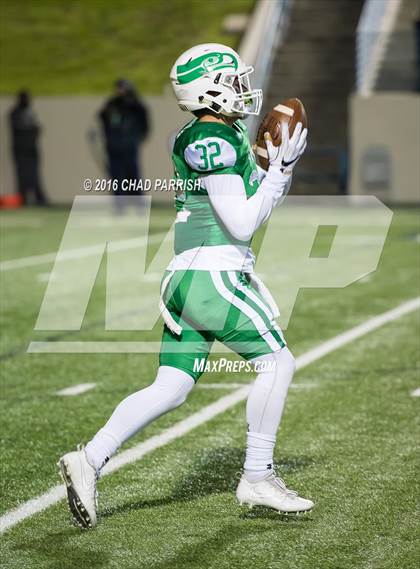 Thumbnail 2 in Wall vs. Mineola (UIL 3A Division 1 Semifinal) photogallery.