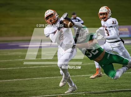 Thumbnail 1 in Wall vs. Mineola (UIL 3A Division 1 Semifinal) photogallery.