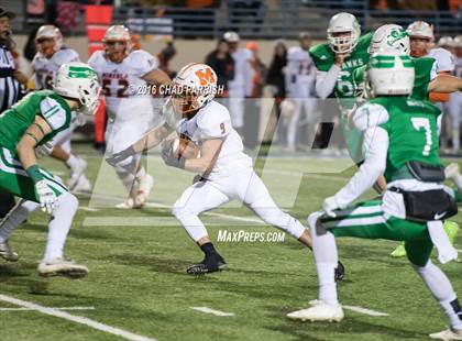 Thumbnail 1 in Wall vs. Mineola (UIL 3A Division 1 Semifinal) photogallery.