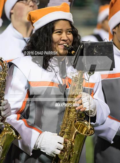 Thumbnail 1 in Wall vs. Mineola (UIL 3A Division 1 Semifinal) photogallery.