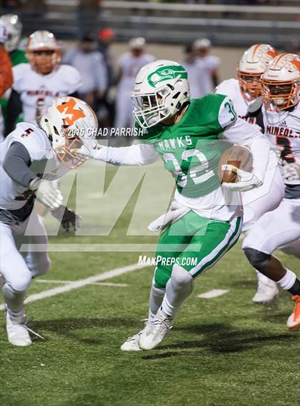 Thumbnail 3 in Wall vs. Mineola (UIL 3A Division 1 Semifinal) photogallery.
