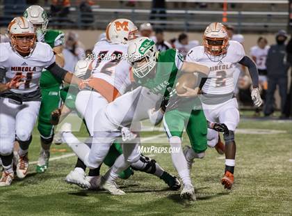 Thumbnail 3 in Wall vs. Mineola (UIL 3A Division 1 Semifinal) photogallery.