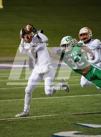 Thumbnail 3 in Wall vs. Mineola (UIL 3A Division 1 Semifinal) photogallery.