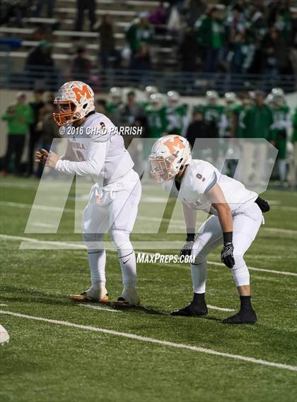Thumbnail 3 in Wall vs. Mineola (UIL 3A Division 1 Semifinal) photogallery.