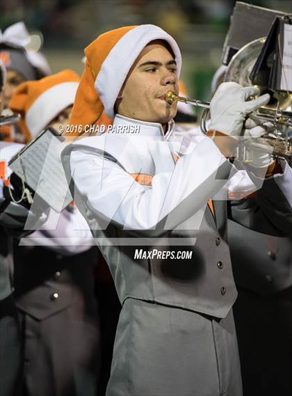 Thumbnail 3 in Wall vs. Mineola (UIL 3A Division 1 Semifinal) photogallery.