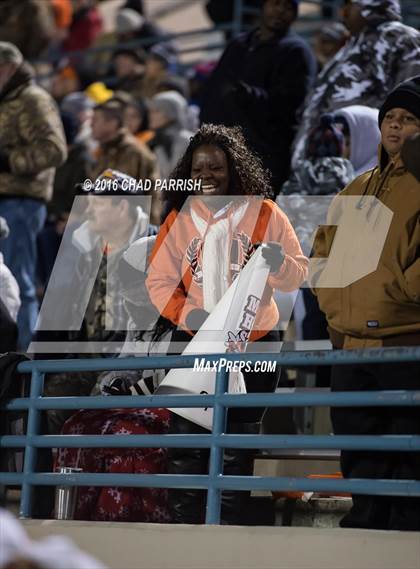 Thumbnail 2 in Wall vs. Mineola (UIL 3A Division 1 Semifinal) photogallery.