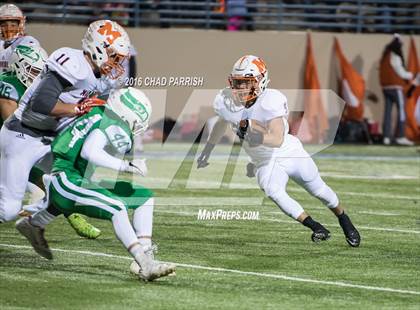 Thumbnail 2 in Wall vs. Mineola (UIL 3A Division 1 Semifinal) photogallery.