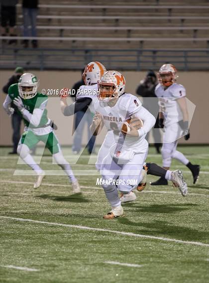 Thumbnail 3 in Wall vs. Mineola (UIL 3A Division 1 Semifinal) photogallery.