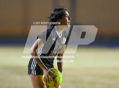 Thumbnail 2 in South Beauregard vs Cabrini (LHSAA 1st Round Playoff) photogallery.