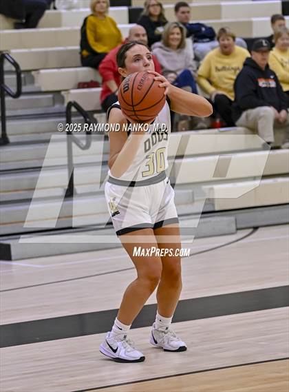 Thumbnail 1 in Pendleton Heights @ Lapel photogallery.