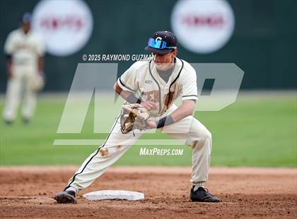Thumbnail 2 in Central vs. Bradshaw Christian photogallery.