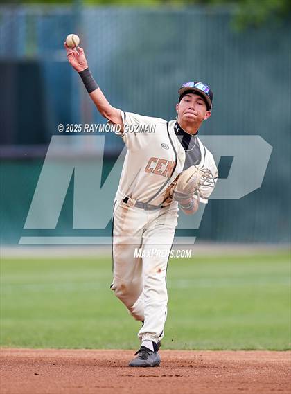 Thumbnail 3 in Central vs. Bradshaw Christian photogallery.