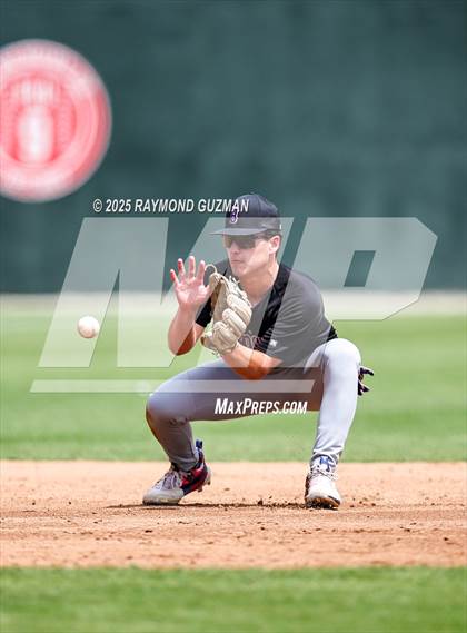 Thumbnail 2 in Central vs. Bradshaw Christian photogallery.