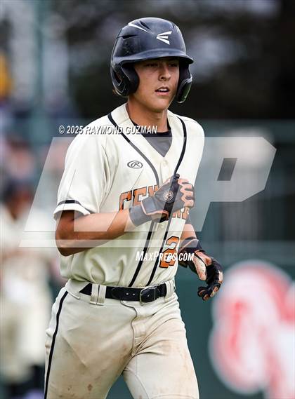 Thumbnail 3 in Central vs. Bradshaw Christian photogallery.