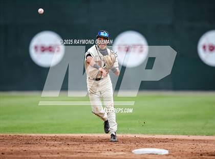 Thumbnail 2 in Central vs. Bradshaw Christian photogallery.