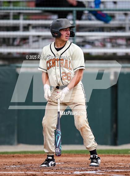 Thumbnail 2 in Central vs. Bradshaw Christian photogallery.