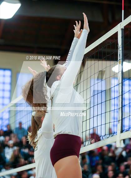 Thumbnail 2 in Warwick @ Kingston (Section 9 Class AA Semifinal) photogallery.