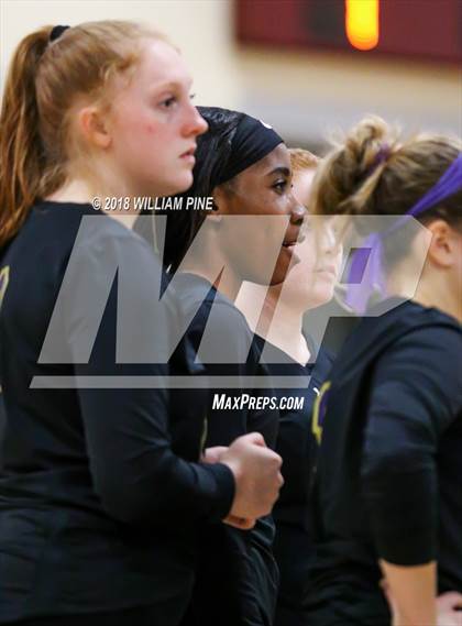 Thumbnail 1 in Warwick @ Kingston (Section 9 Class AA Semifinal) photogallery.