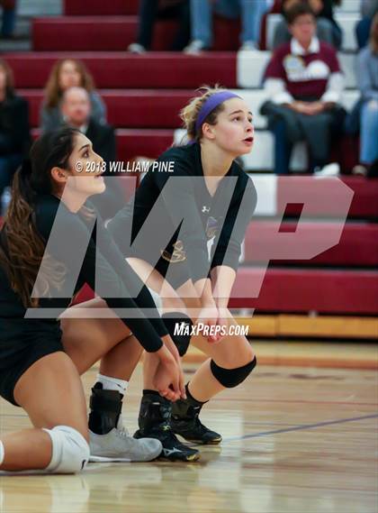 Thumbnail 2 in Warwick @ Kingston (Section 9 Class AA Semifinal) photogallery.
