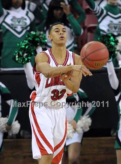 Thumbnail 3 in St. Mary's vs. Cordova (CIF SJS D2 Playoffs) photogallery.