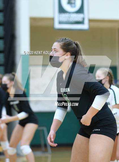 Thumbnail 1 in Eisenhower @ Lake Orion photogallery.