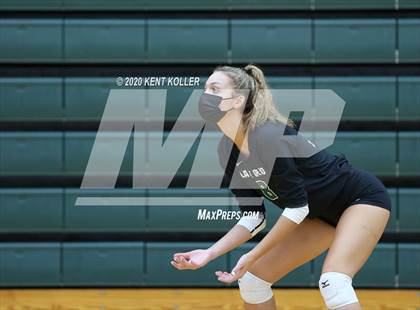 Thumbnail 2 in Eisenhower @ Lake Orion photogallery.