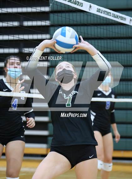 Thumbnail 3 in Eisenhower @ Lake Orion photogallery.