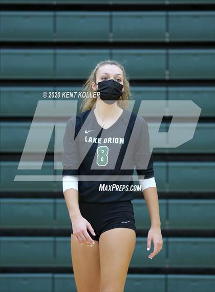 Thumbnail 1 in Eisenhower @ Lake Orion photogallery.
