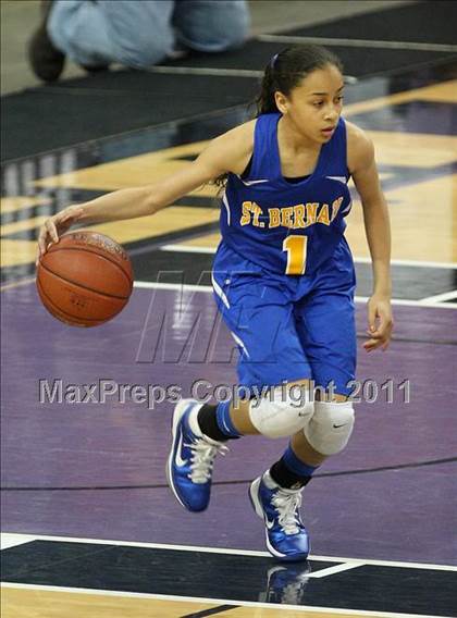 Thumbnail 2 in Pinewood vs. St. Bernard (CIF State D5 Final) photogallery.