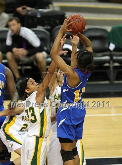 Thumbnail 3 in Pinewood vs. St. Bernard (CIF State D5 Final) photogallery.