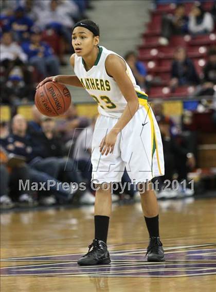 Thumbnail 2 in Pinewood vs. St. Bernard (CIF State D5 Final) photogallery.