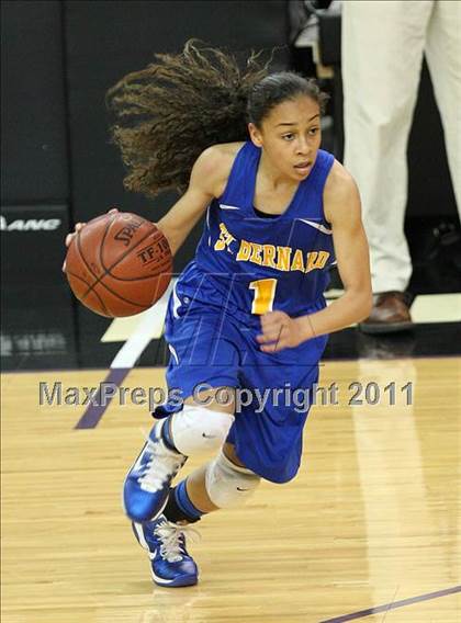 Thumbnail 1 in Pinewood vs. St. Bernard (CIF State D5 Final) photogallery.