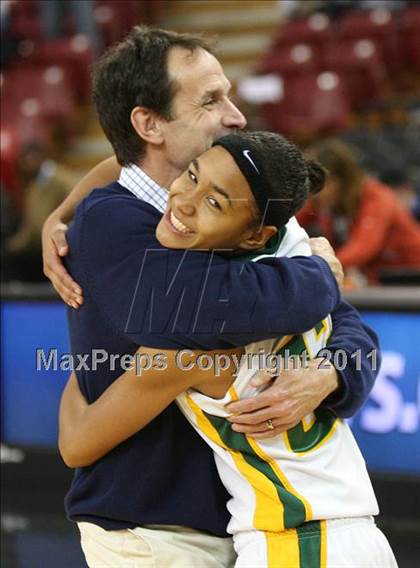 Thumbnail 3 in Pinewood vs. St. Bernard (CIF State D5 Final) photogallery.