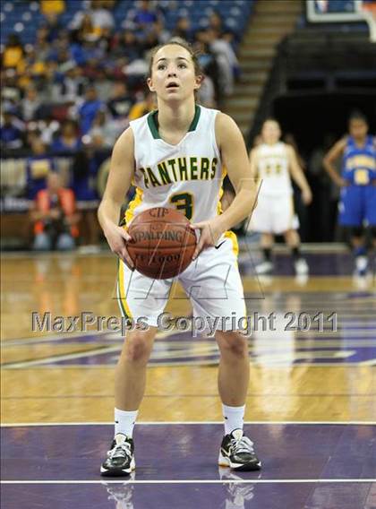 Thumbnail 3 in Pinewood vs. St. Bernard (CIF State D5 Final) photogallery.
