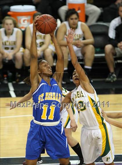 Thumbnail 3 in Pinewood vs. St. Bernard (CIF State D5 Final) photogallery.