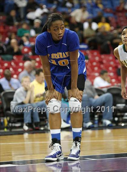 Thumbnail 3 in Pinewood vs. St. Bernard (CIF State D5 Final) photogallery.