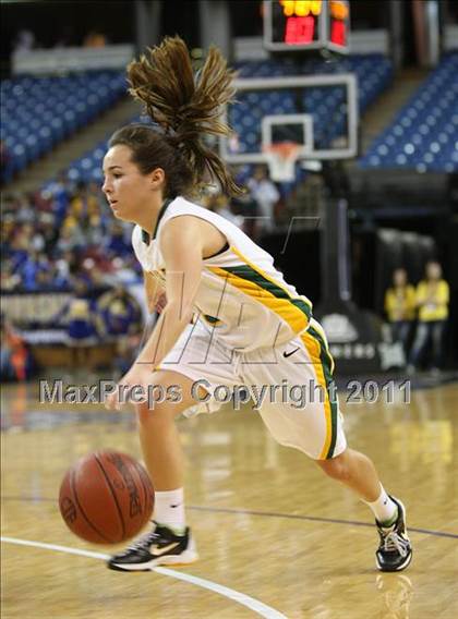 Thumbnail 2 in Pinewood vs. St. Bernard (CIF State D5 Final) photogallery.