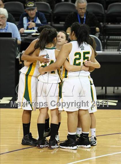 Thumbnail 1 in Pinewood vs. St. Bernard (CIF State D5 Final) photogallery.