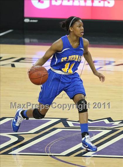 Thumbnail 2 in Pinewood vs. St. Bernard (CIF State D5 Final) photogallery.