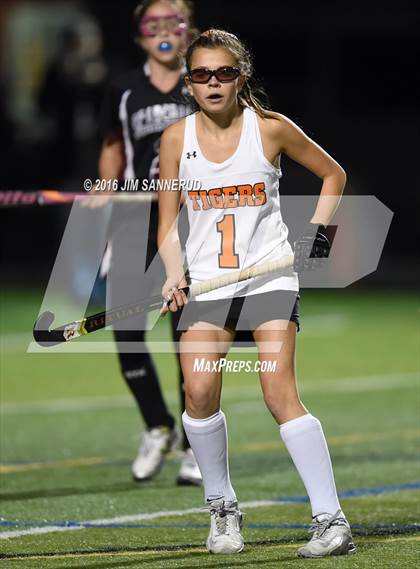 Thumbnail 2 in Mamaroneck vs. Scarsdale (Section 1 Class A Final) photogallery.