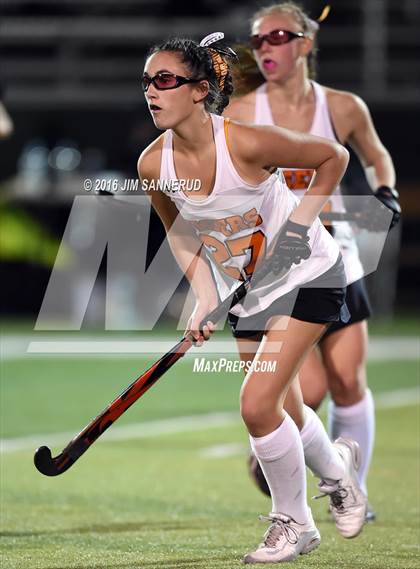 Thumbnail 3 in Mamaroneck vs. Scarsdale (Section 1 Class A Final) photogallery.