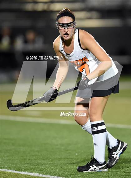 Thumbnail 1 in Mamaroneck vs. Scarsdale (Section 1 Class A Final) photogallery.